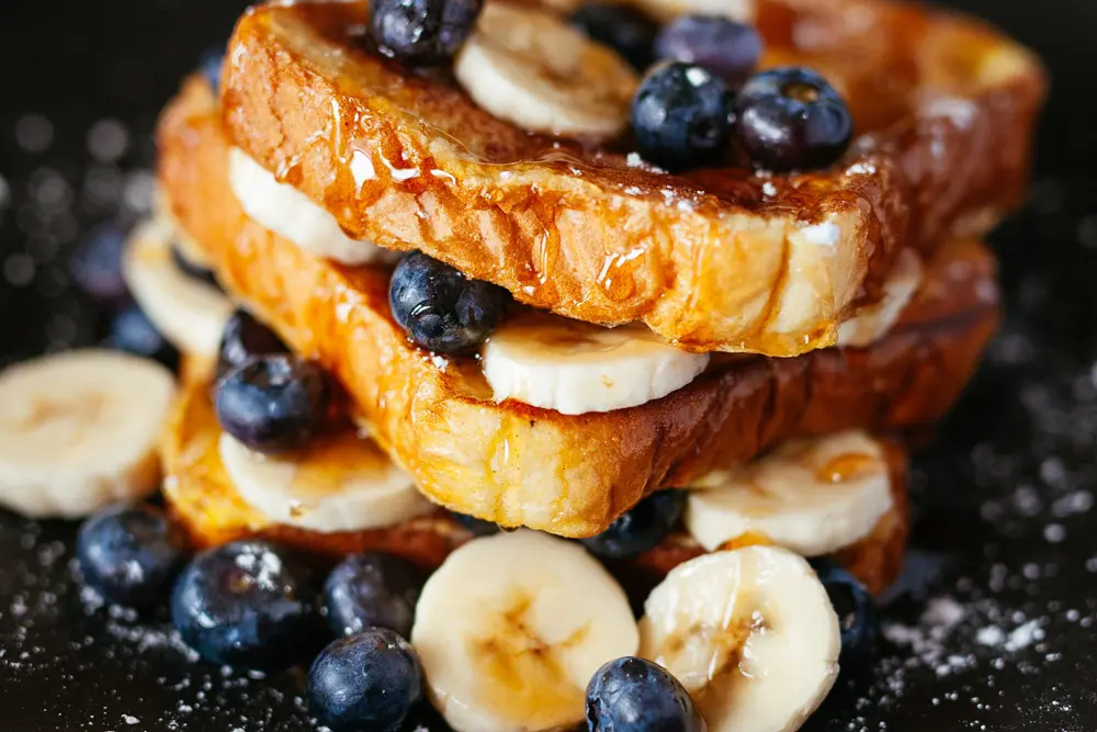 French Toast with Blueberries and Bananas